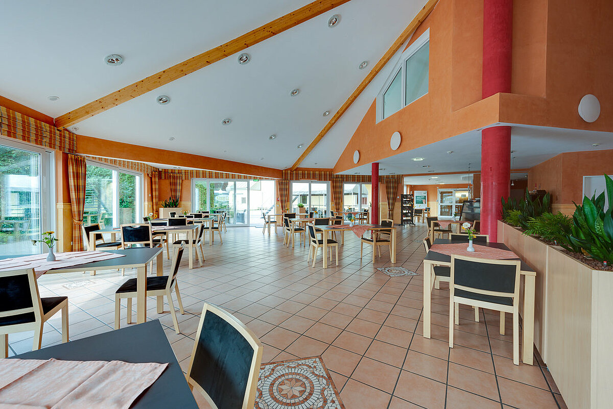 Speisesaal im Pflegeheim "Maria Hilf" in Bedburg