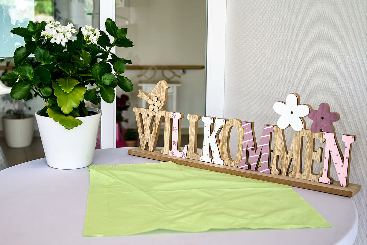 Willkommensschild im Seniorenheim in Grünberg