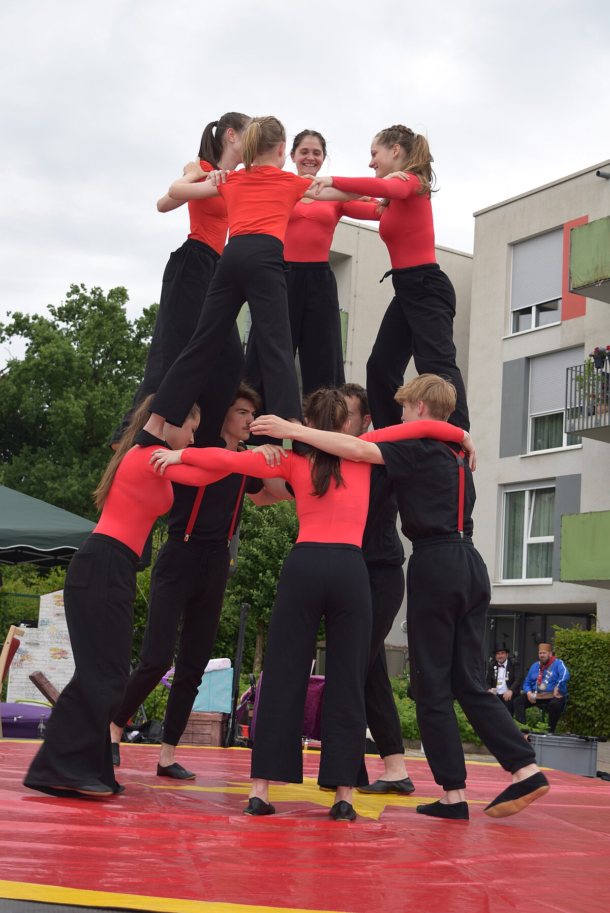 Zirkus Quamboni auf dem Sommerfest