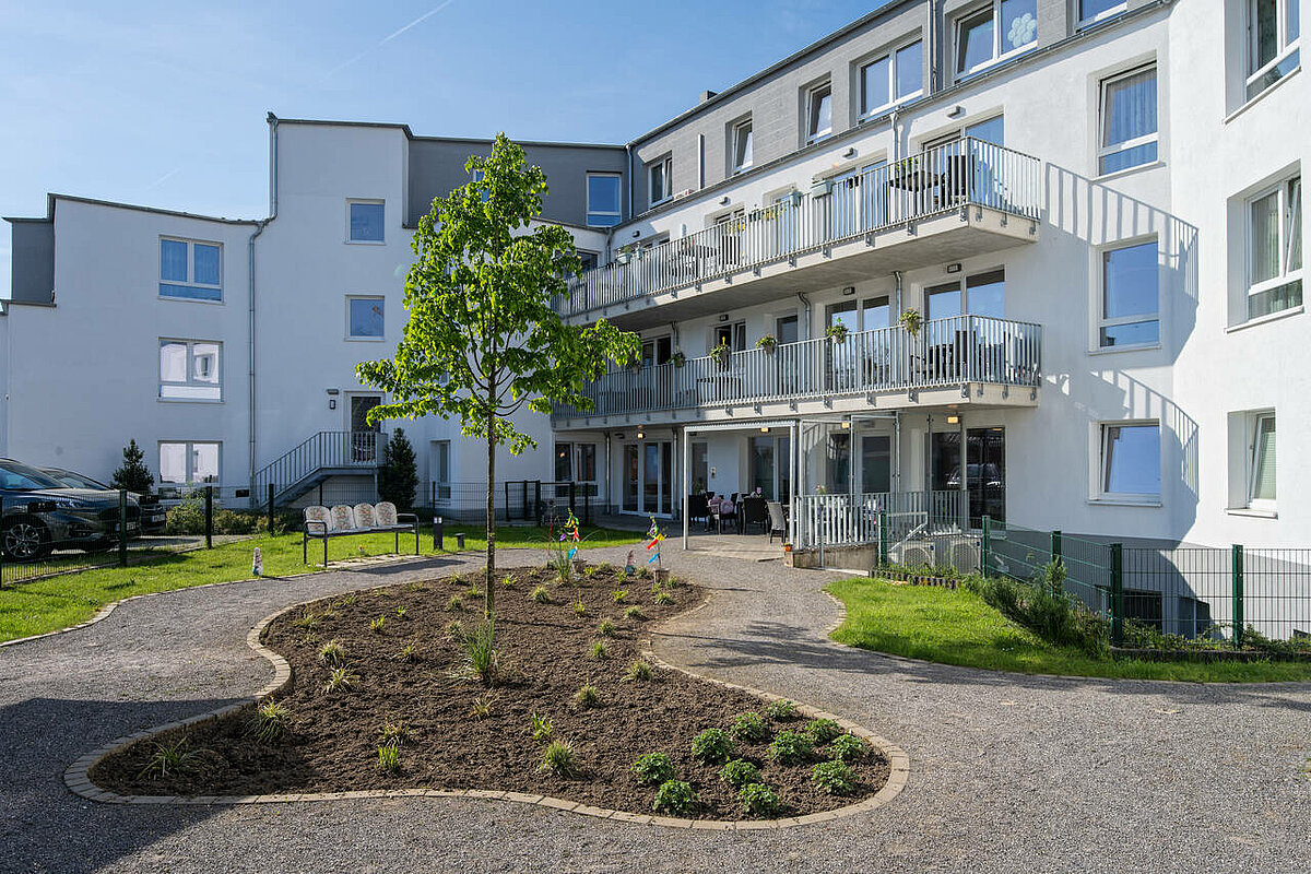Außenanlage der Alloheim Senioren-Residenz "Am Butenwall"