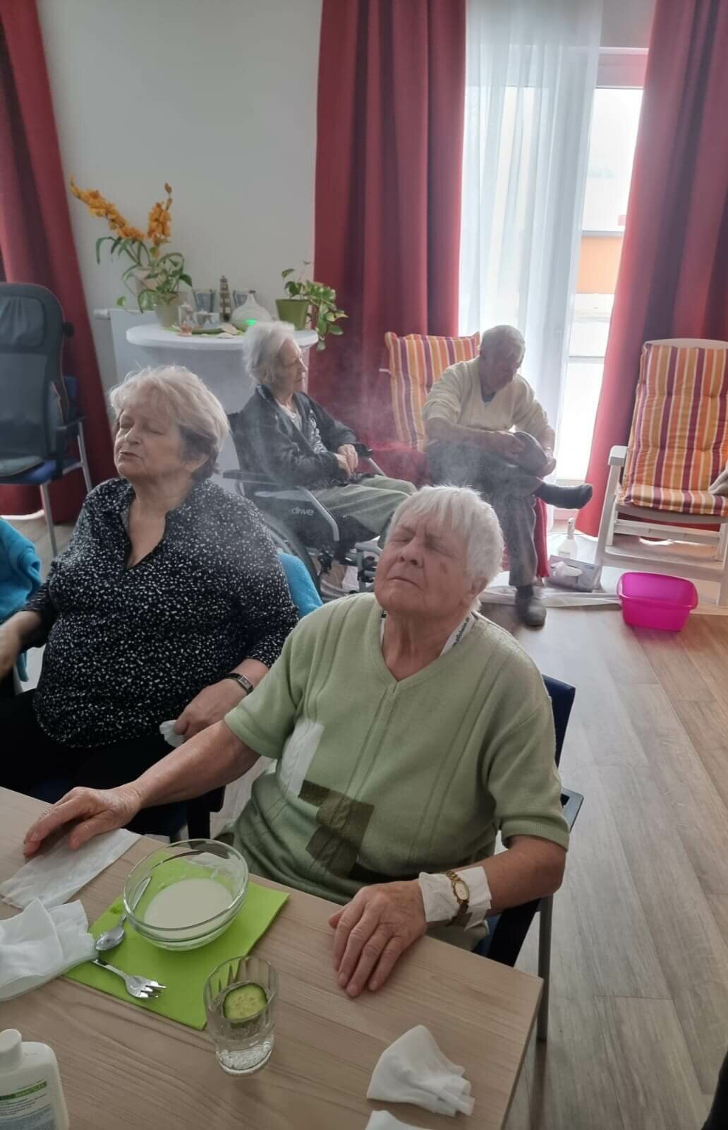 Bewohner bei Wellness