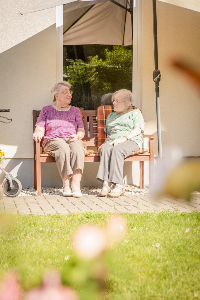 bruhl-wohnen-mit-service-freisitz Bild