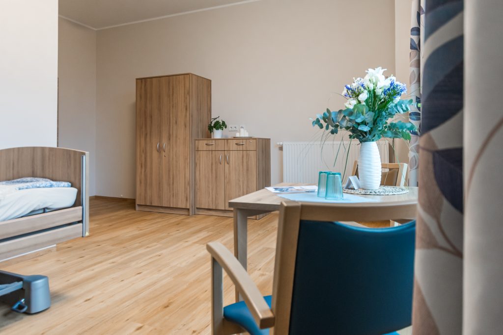 SZ Pfefferkorn_Bewohnerzimmer 2 Bild